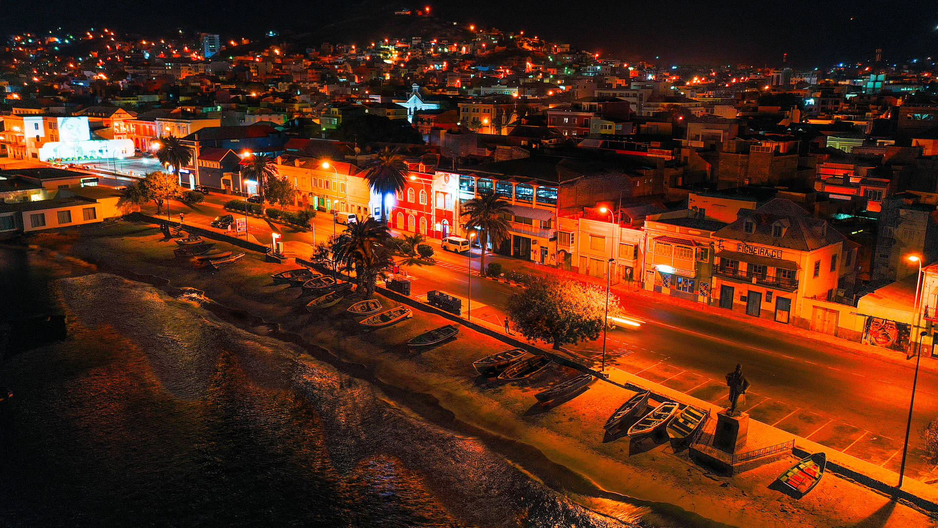 Mindelo bij nacht