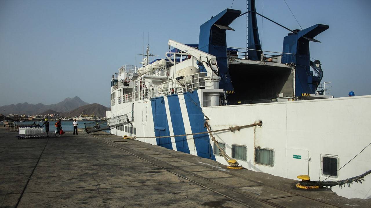 veerboot São Vicente Santo Antão