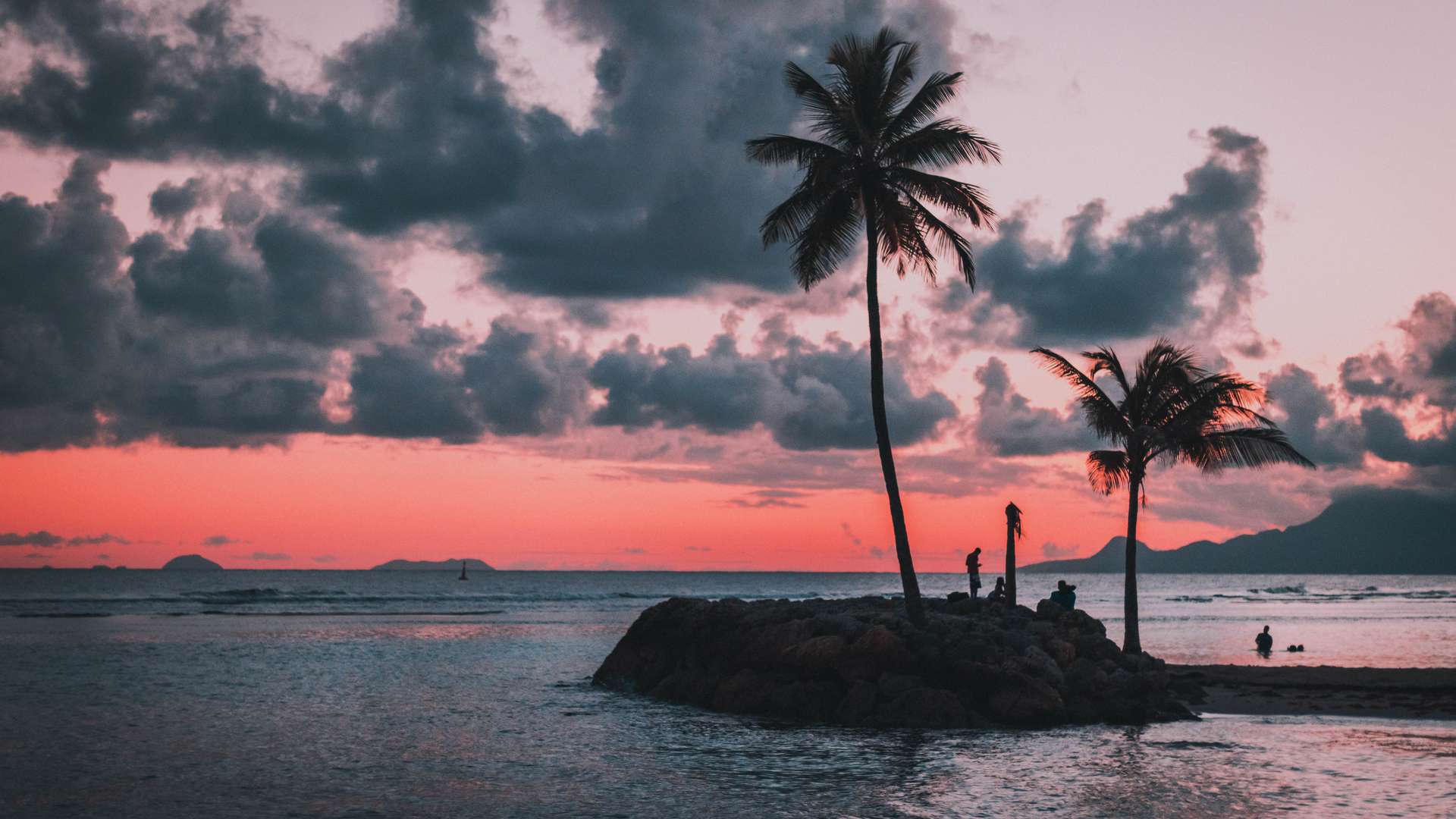 Een prachtige zonsondergang in Guadeloupe