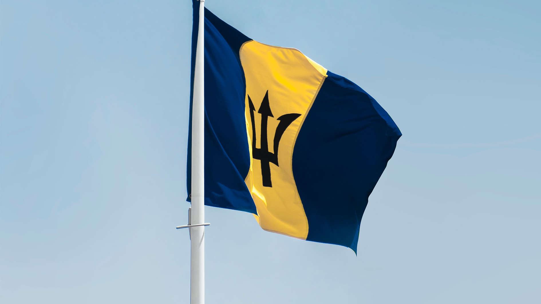 De vlag wanneer Barbados onafhankelijk is.